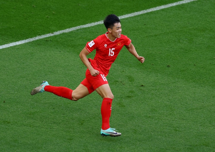 开云体育下载-记者谈阮庭北：越南U23的真大腿，比赛里气场拉满有球王风范