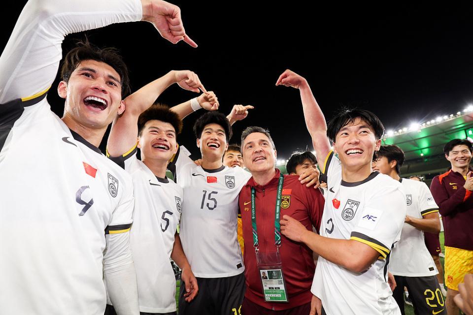 kaiyun-重磅官宣！人民日报预热+足协聘任，国足主帅坦言与日本差距悬殊