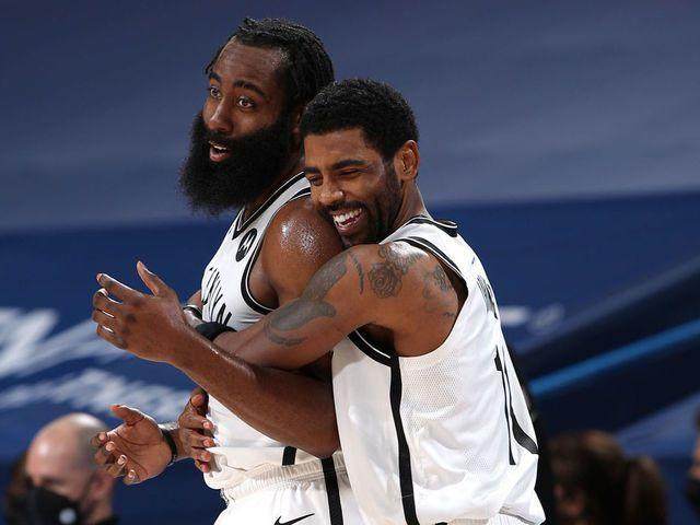 开云体育下载-【观察】新季将至 哪些球员能够拿到提前续约合同？