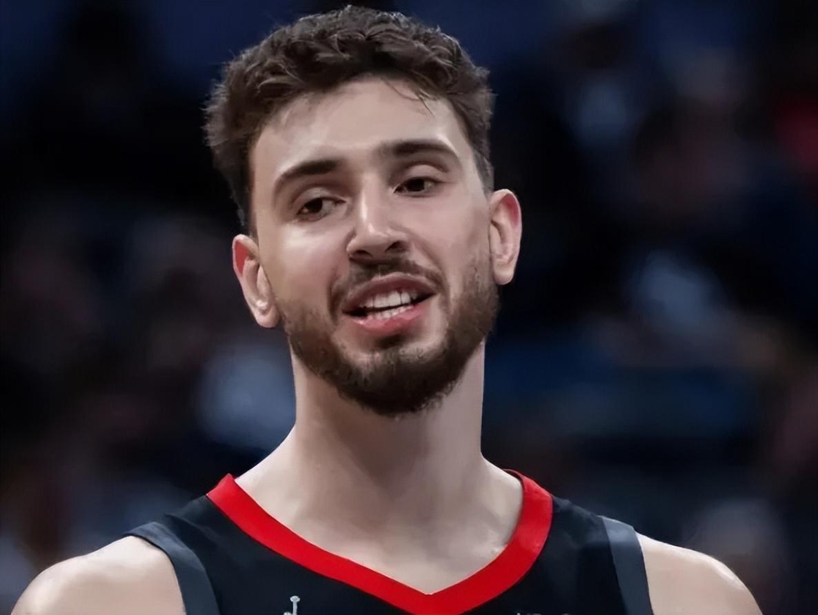 kaiyun-火箭3小将让人绝望！申京谢泼德狂铁还防不住，阿门莽夫无脑冲！