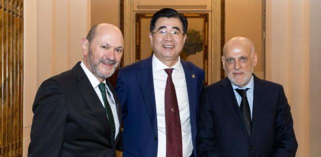 开云-西甲联盟主席支招：中国足球距离世界顶尖差在哪里